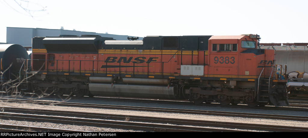 BNSF 9383